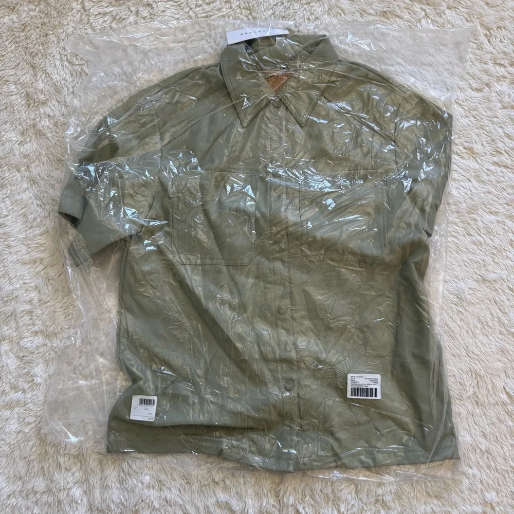 NWT Topshop Sage Green Faux Leather Short Sleeve Shacket - Size 6 - Picture 4 of 7